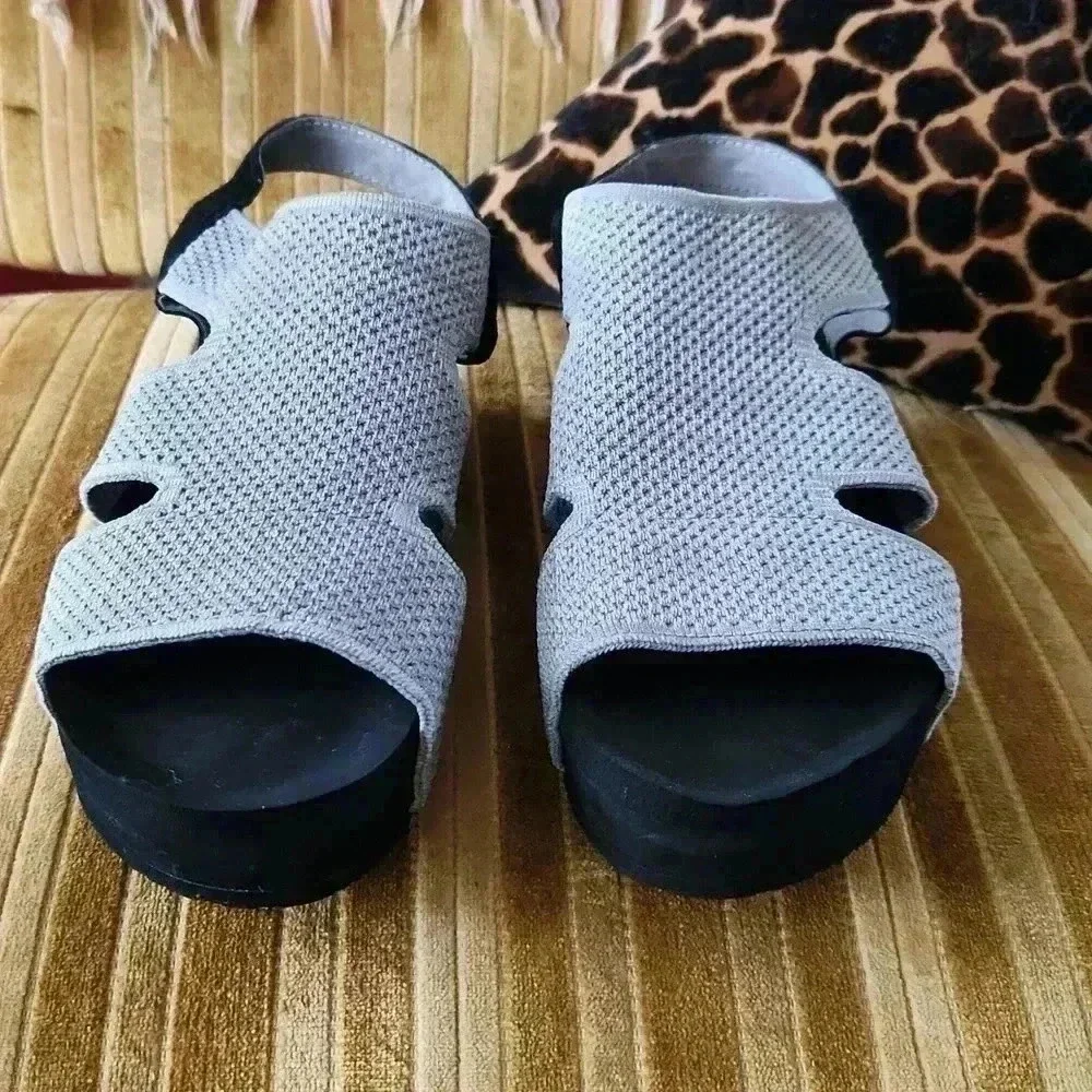 Yellowbox Platform Women’s Mesh Suede Gray Black Wedge‎ Sandals sz 11 - Picture 2 of 15